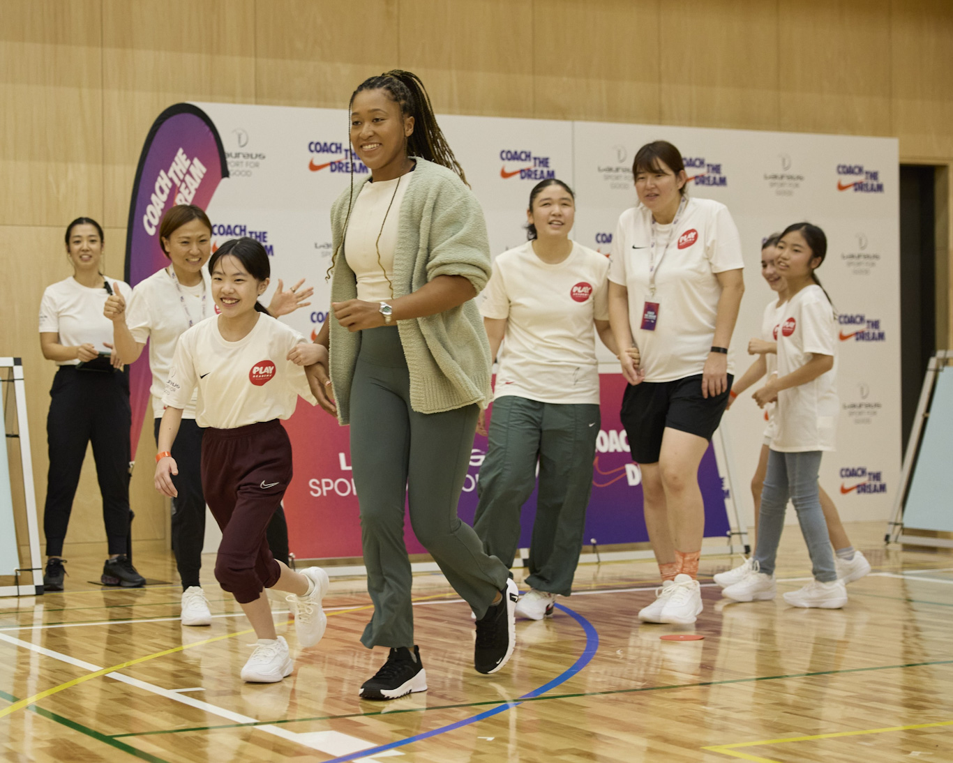 A girl and young woman do activity together